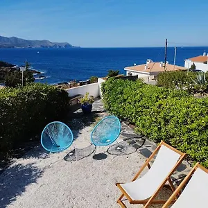 Casa Platja D'en Robert , El Port De La Selva España
